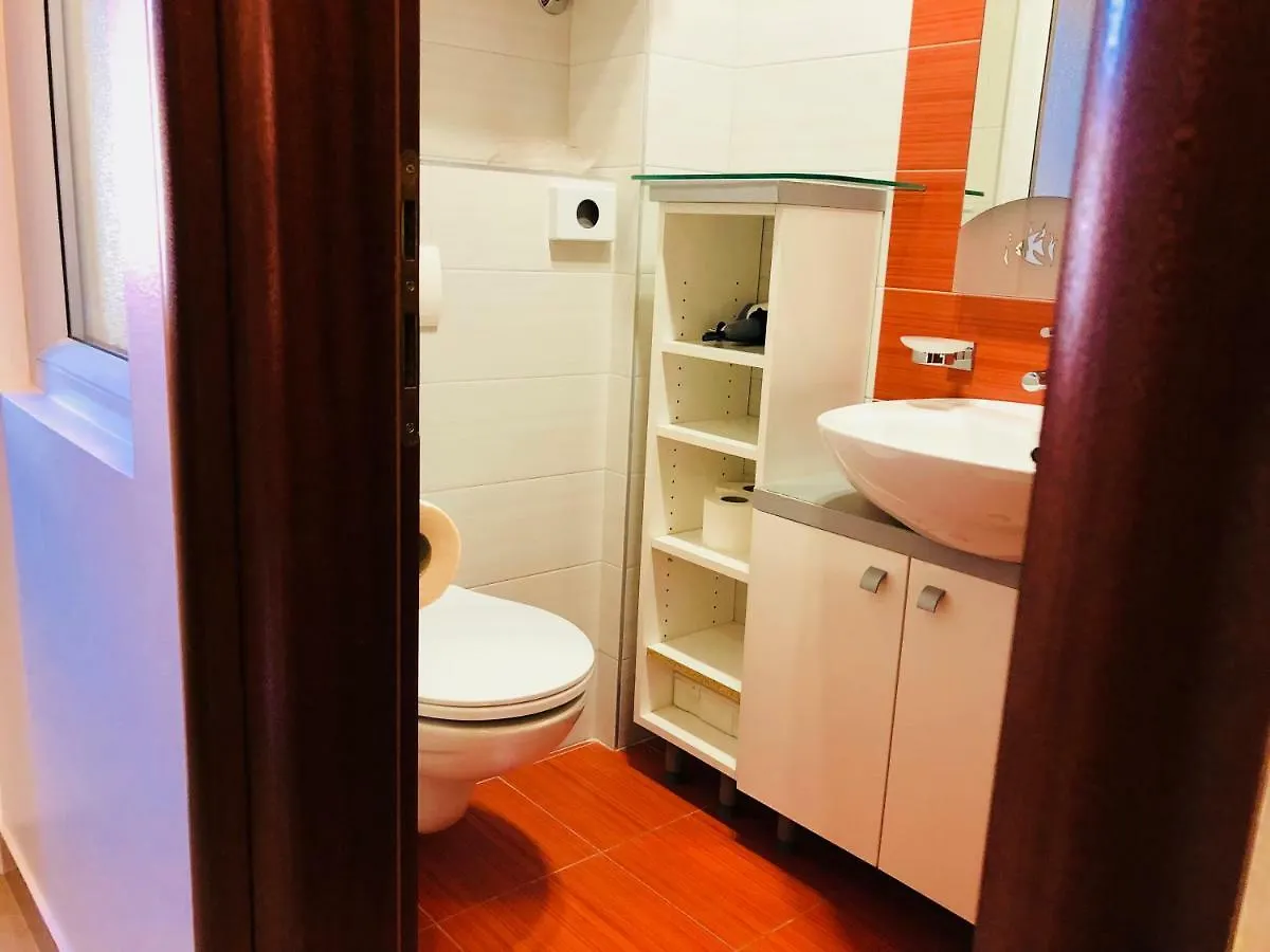 Apartments Feral Trogir 0*,